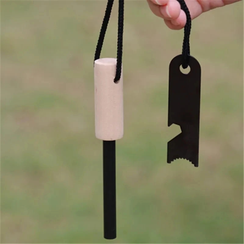 New Wilderness Survival Portab - Ferro Rod Striker のレビューと価格