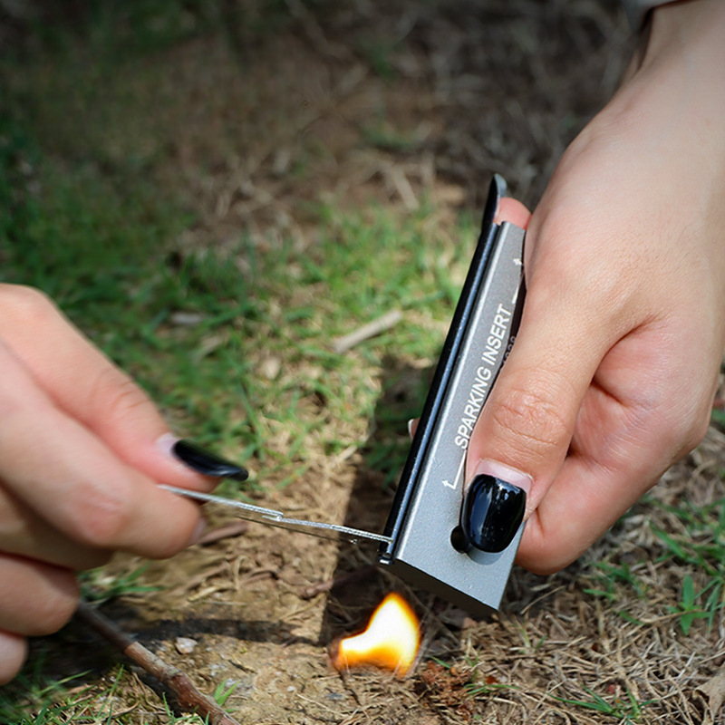 Outdoor Survival Magnesium Blo - Ferro Rod Striker のレビューと価格