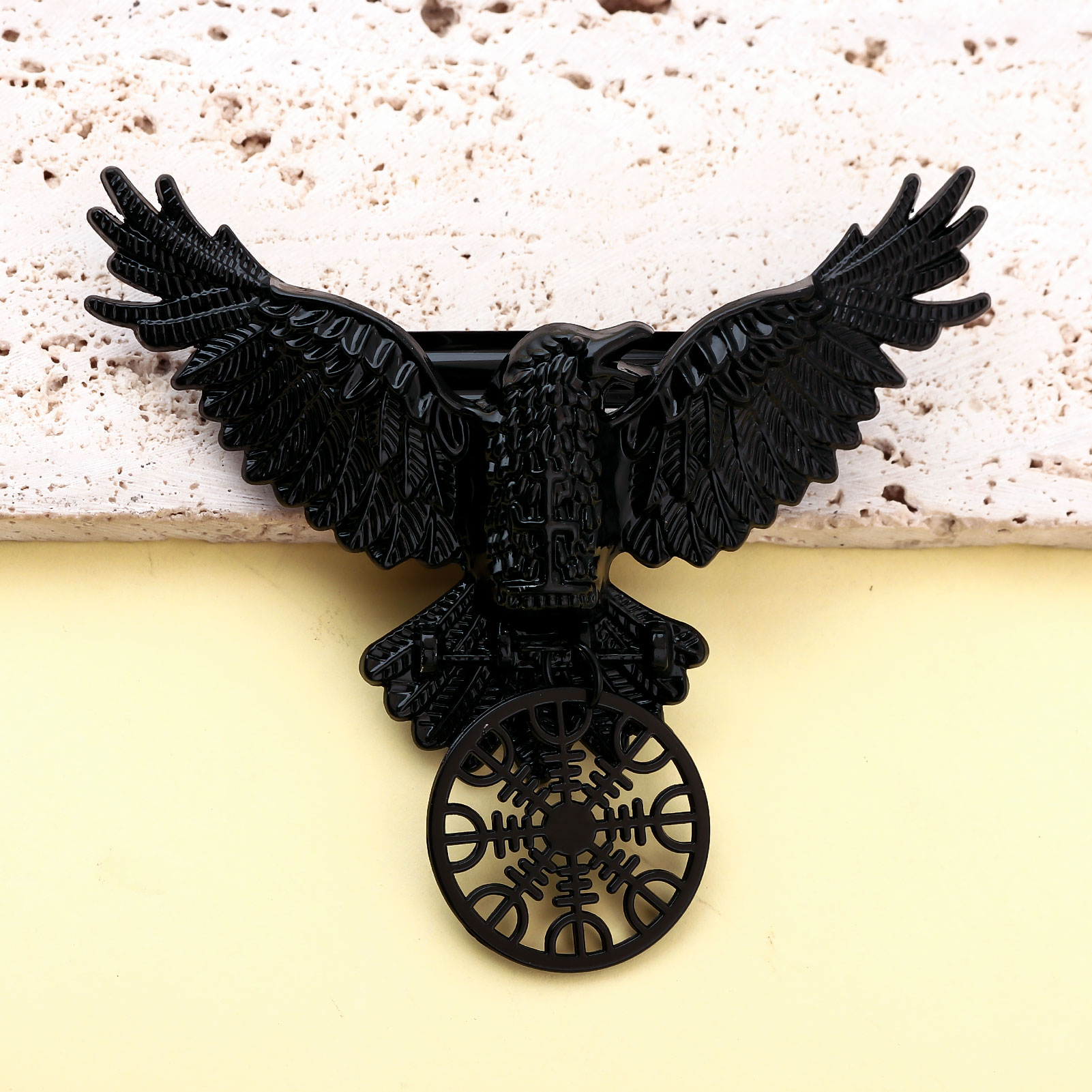 Vintage Viking Black Crow Neck - Compass Keychain Mini のレビューと価格