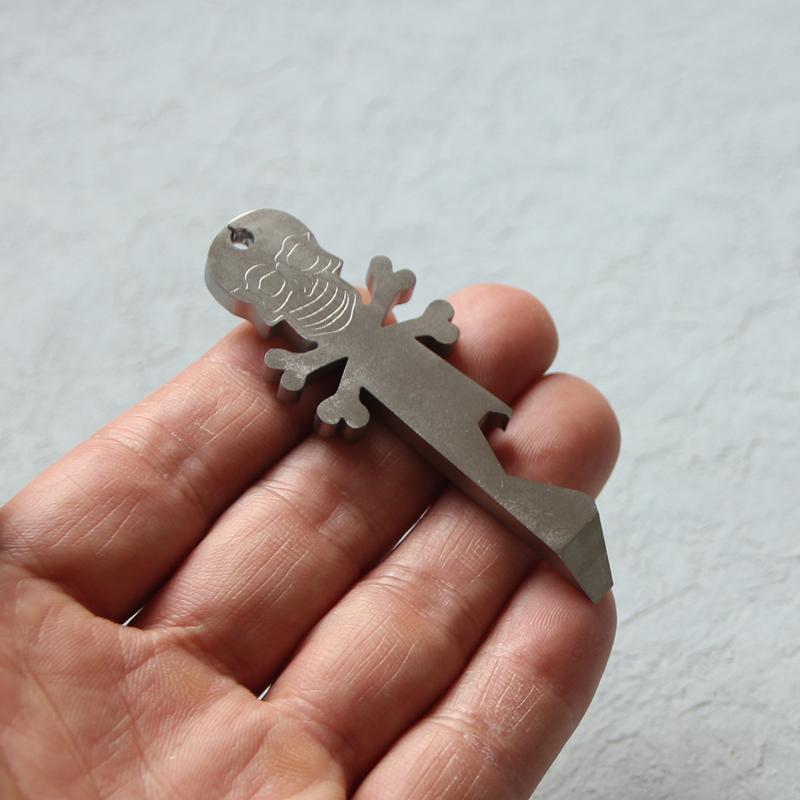 Outdoor Portable EDC Titanium  - Titanium Pry Bar のレビューと価格