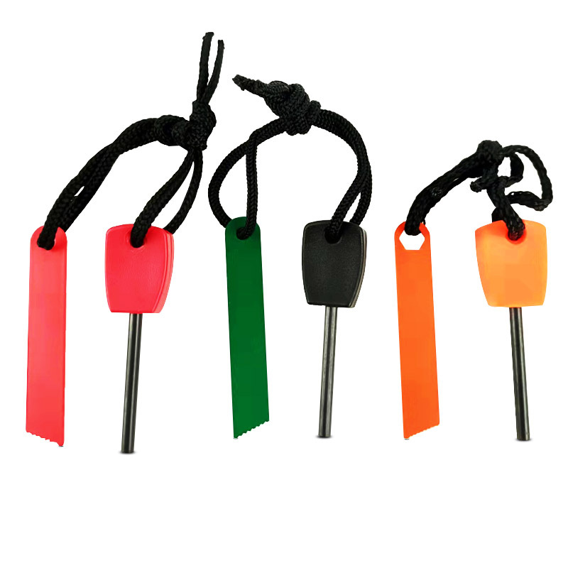 Mini Wilderness Survival Porta - Ferro Rod Striker のレビューと価格